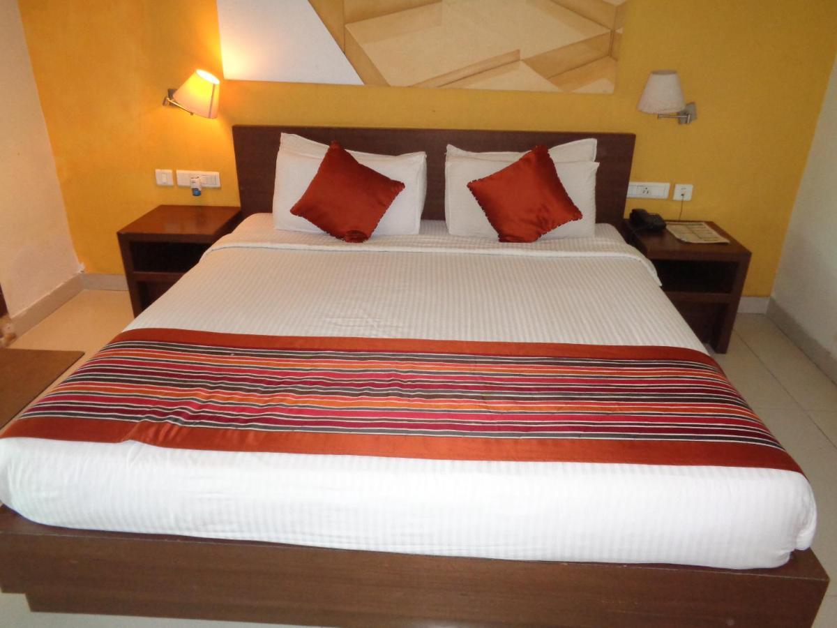 Orbit Hotel - Bagdogra Εξωτερικό φωτογραφία