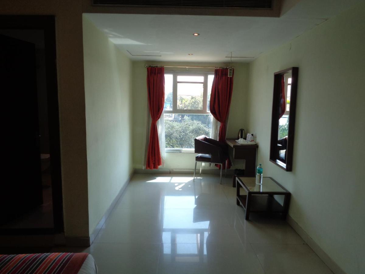 Orbit Hotel - Bagdogra Εξωτερικό φωτογραφία