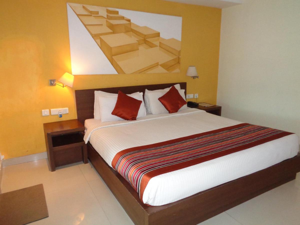 Orbit Hotel - Bagdogra Εξωτερικό φωτογραφία