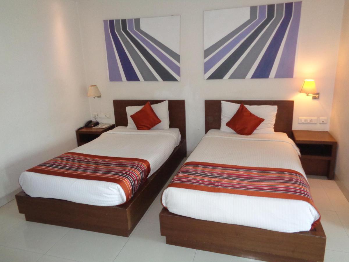 Orbit Hotel - Bagdogra Εξωτερικό φωτογραφία