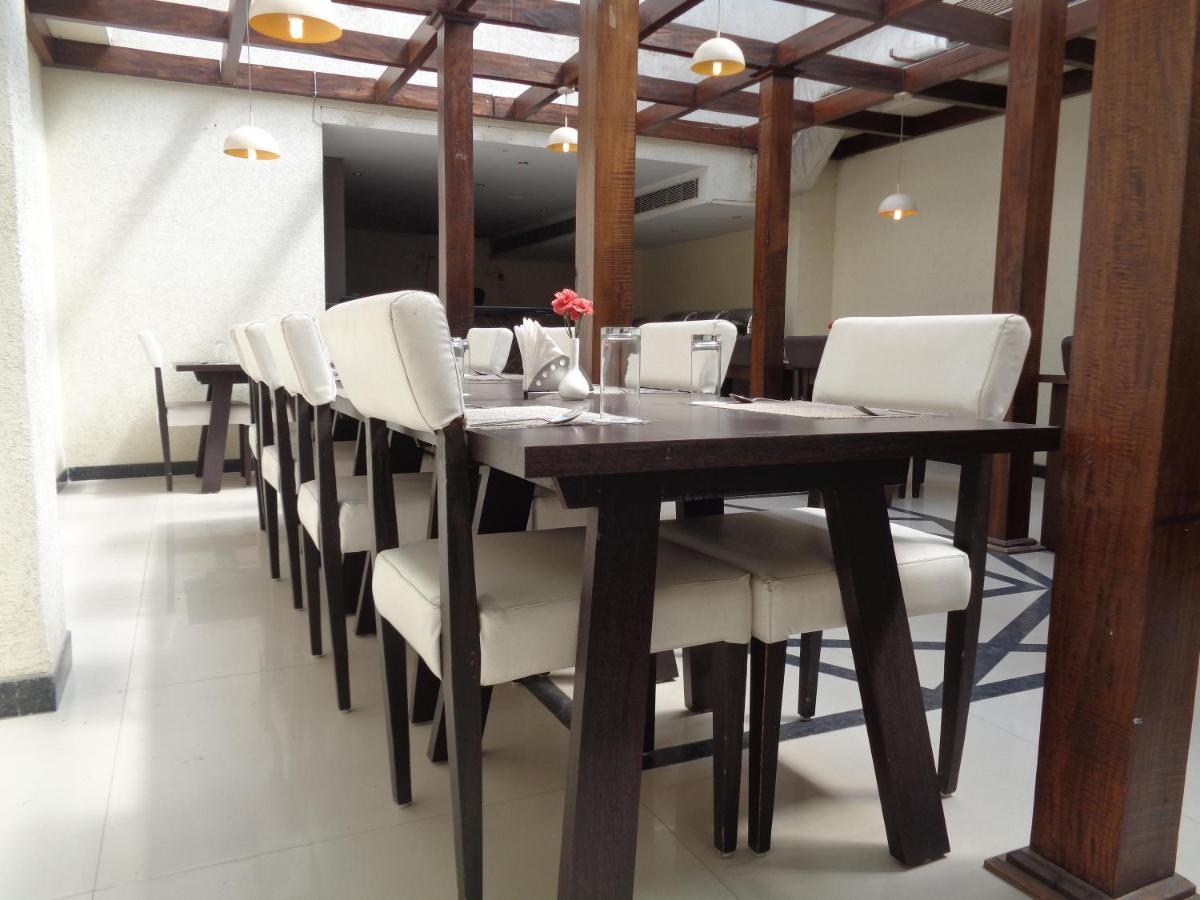 Orbit Hotel - Bagdogra Εξωτερικό φωτογραφία